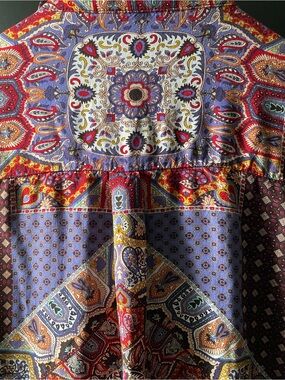 crosby. brand BOHO patchwork paisley fully buttoned up blouse in size S